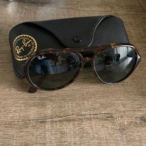 Women’s Ray Bans Cats 5000